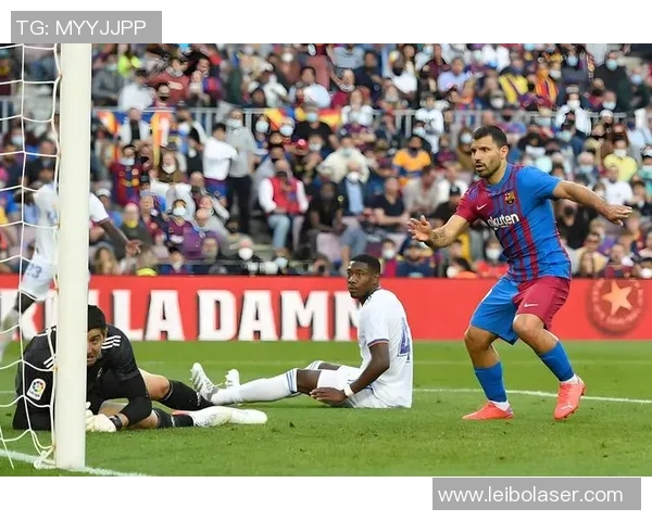 全球四大足球巨星争锋 谁将成就历史最佳球员的荣耀 全球四大足球巨星争锋 谁将成就历史最佳球员的荣耀