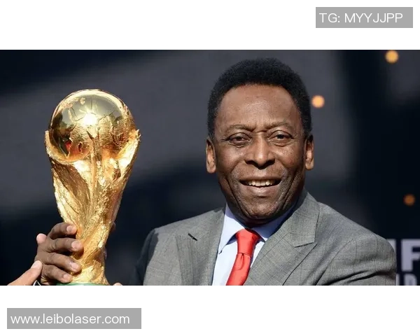 历代足球巨星排名：从贝利到梅西谁是最伟大的球员