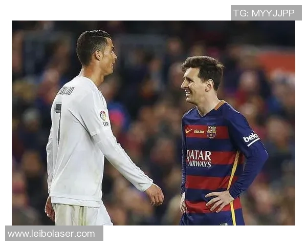 足球巨星模仿赛：看球迷如何重现梅西C罗精彩绝技与经典瞬间